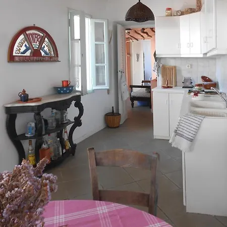 Artistic Dream House Ioulis